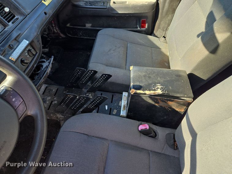 image for item EQ3936 2010 Ford Crown Victoria  Police Interceptor 