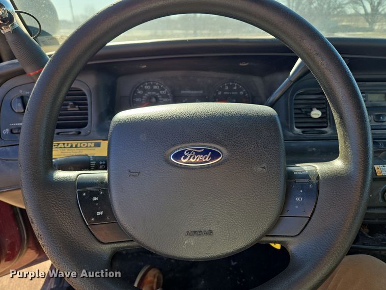 image for item EQ3936 2010 Ford Crown Victoria  Police Interceptor 