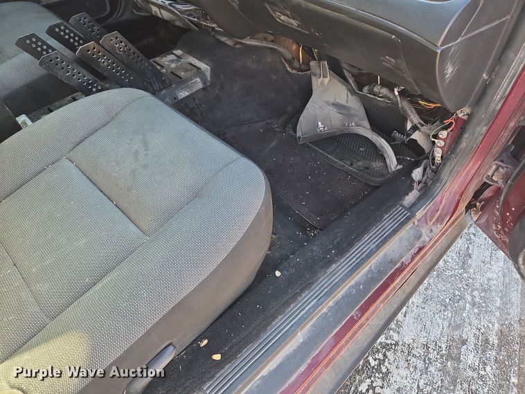 image for item EQ3936 2010 Ford Crown Victoria  Police Interceptor 