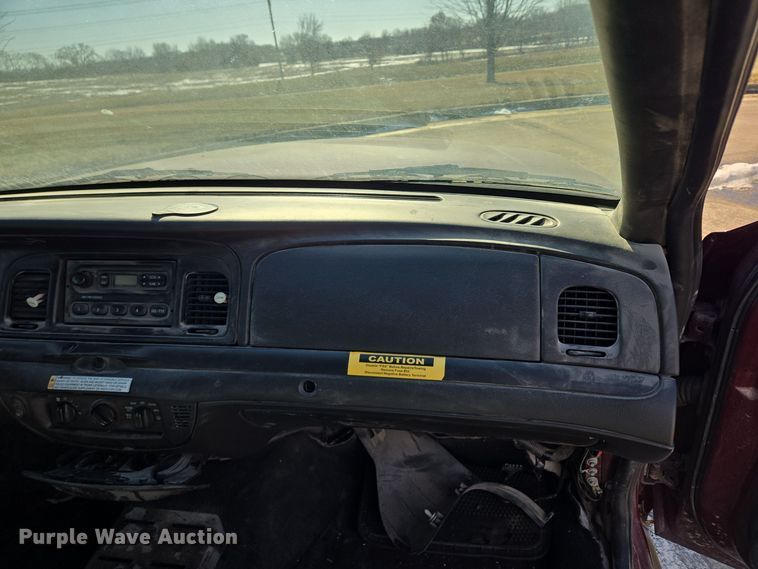 image for item EQ3936 2010 Ford Crown Victoria  Police Interceptor 