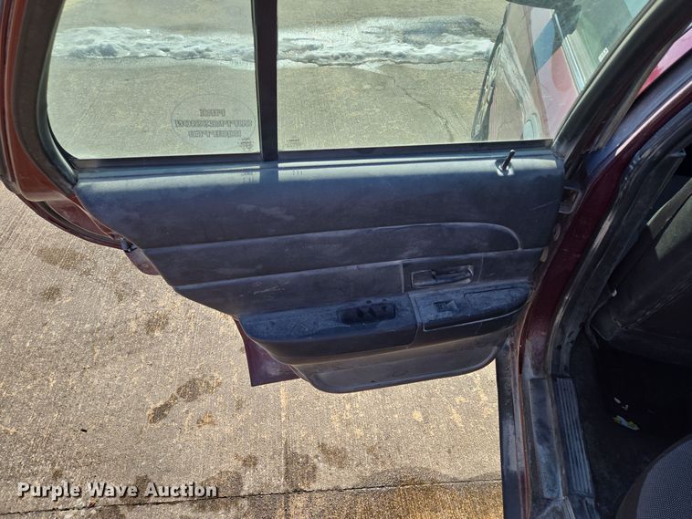 image for item EQ3936 2010 Ford Crown Victoria  Police Interceptor 