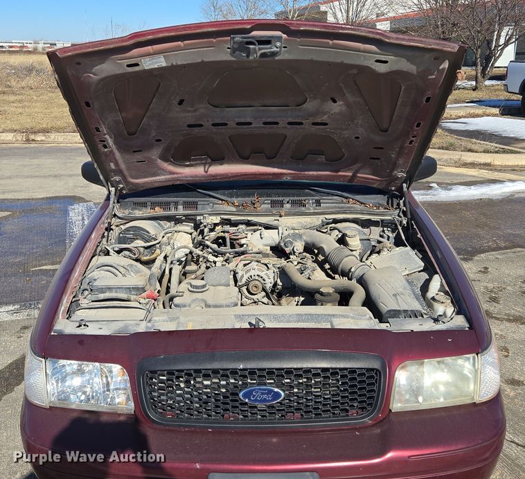 image for item EQ3936 2010 Ford Crown Victoria  Police Interceptor 