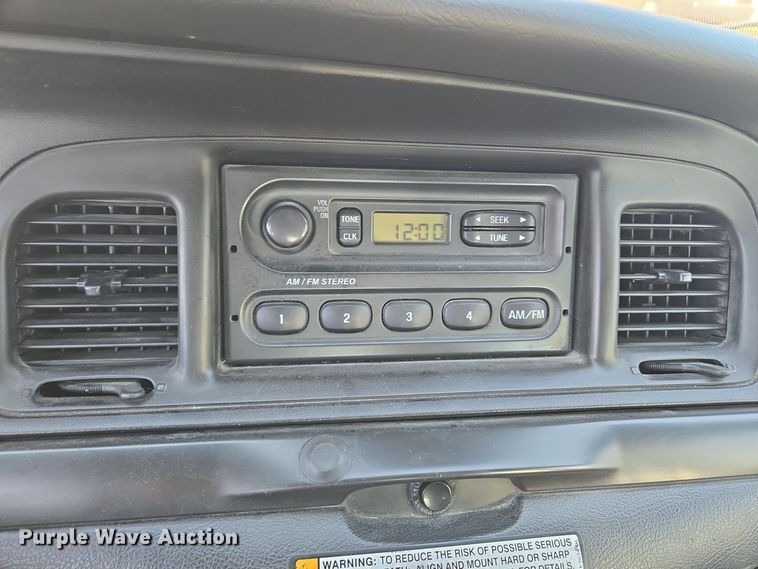 image for item EQ3937 2010 Ford  Crown Victoria  Police Interceptor 