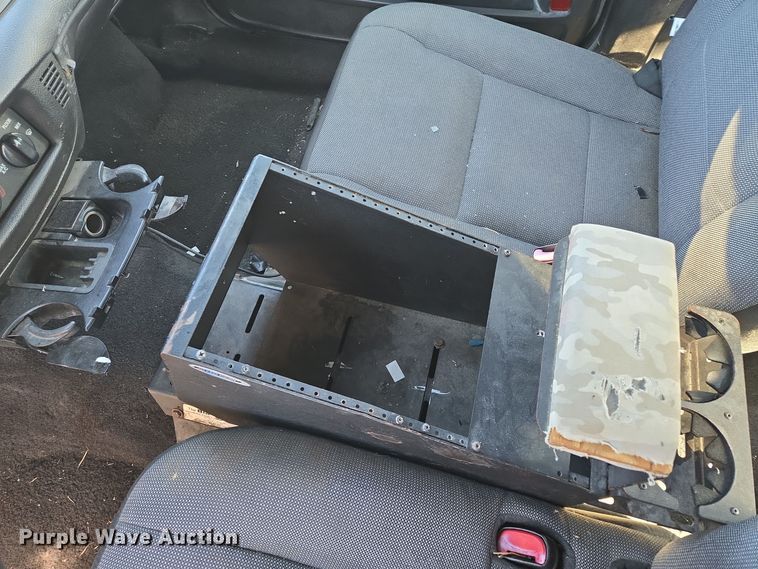 image for item EQ3937 2010 Ford  Crown Victoria  Police Interceptor 