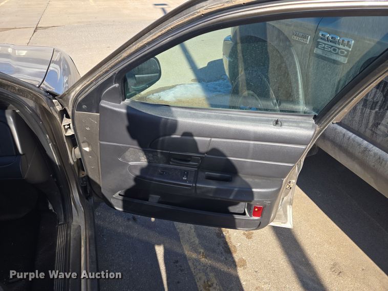 image for item EQ3937 2010 Ford  Crown Victoria  Police Interceptor 