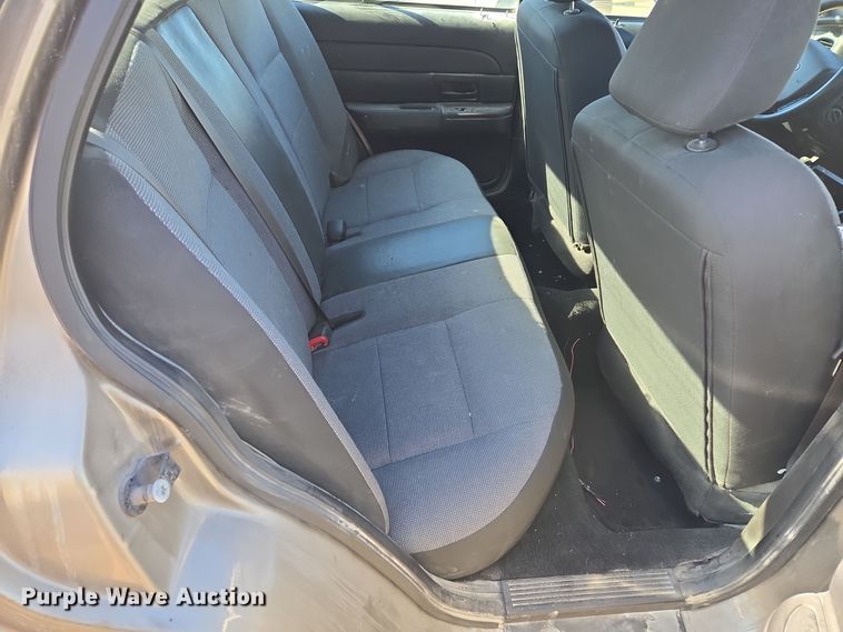 image for item EQ3937 2010 Ford  Crown Victoria  Police Interceptor 