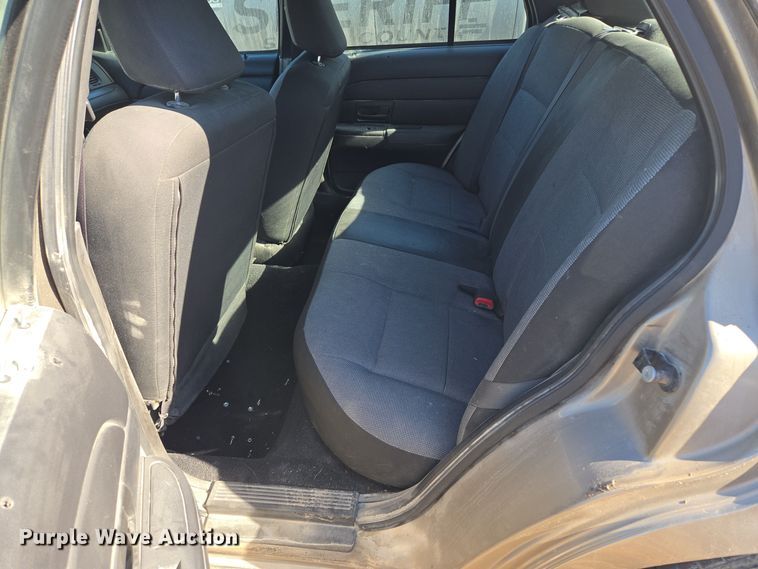 image for item EQ3937 2010 Ford  Crown Victoria  Police Interceptor 