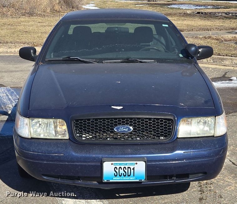 image for item EQ3938 2005 Ford  Crown Victoria  Police Interceptor 