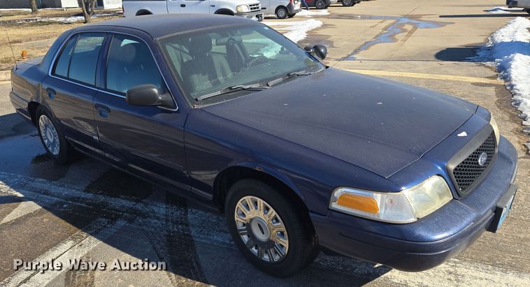 image for item EQ3938 2005 Ford  Crown Victoria  Police Interceptor 