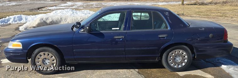 image for item EQ3938 2005 Ford  Crown Victoria  Police Interceptor 