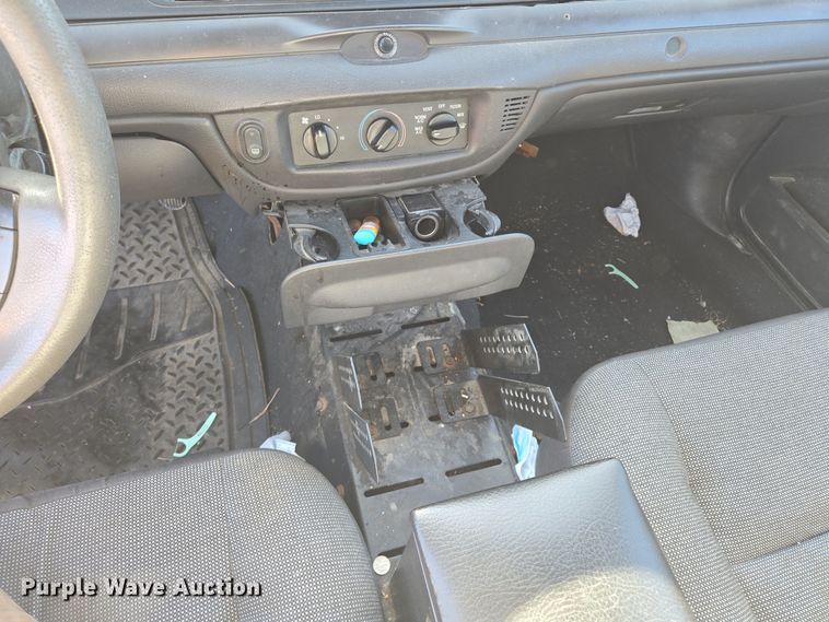 image for item EQ3938 2005 Ford  Crown Victoria  Police Interceptor 