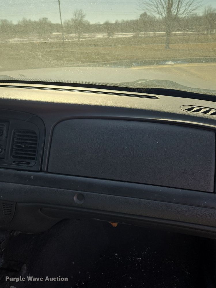 image for item EQ3938 2005 Ford  Crown Victoria  Police Interceptor 