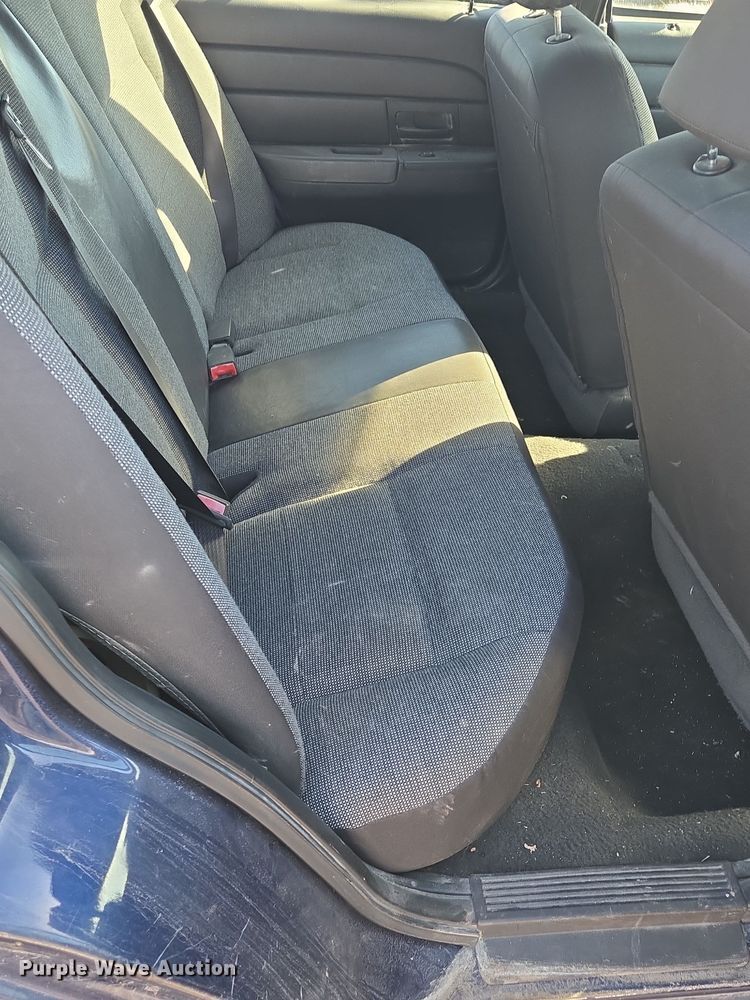 image for item EQ3938 2005 Ford  Crown Victoria  Police Interceptor 