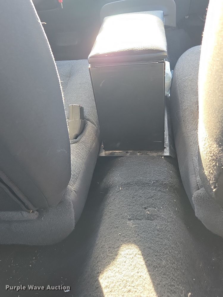 image for item EQ3938 2005 Ford  Crown Victoria  Police Interceptor 