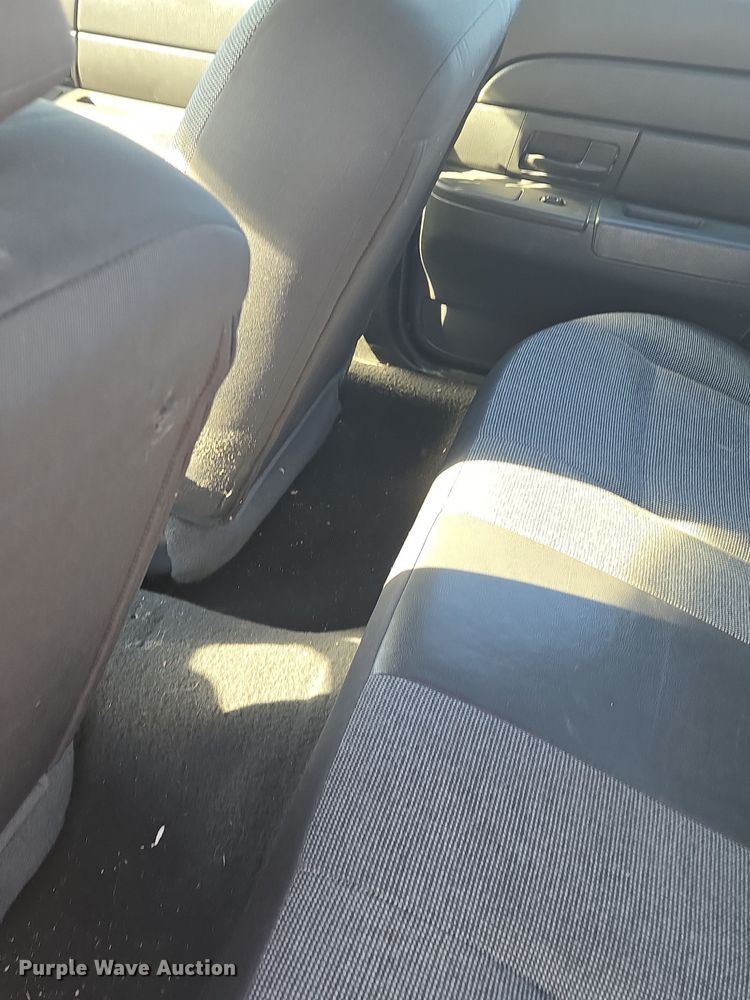 image for item EQ3938 2005 Ford  Crown Victoria  Police Interceptor 