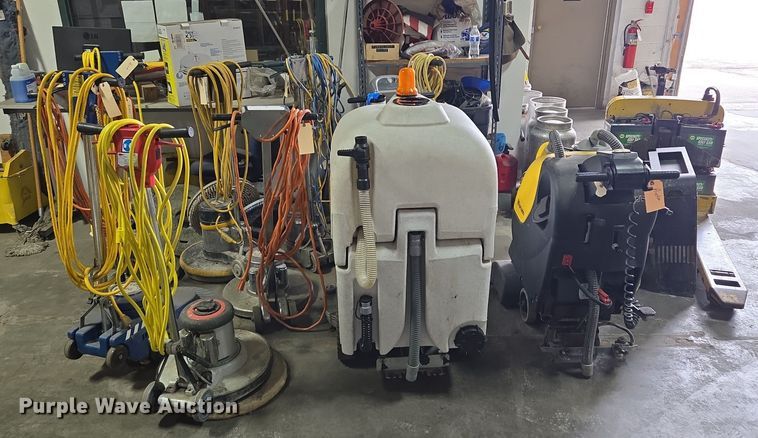 image for item EQ3960 Cleaning equipment 