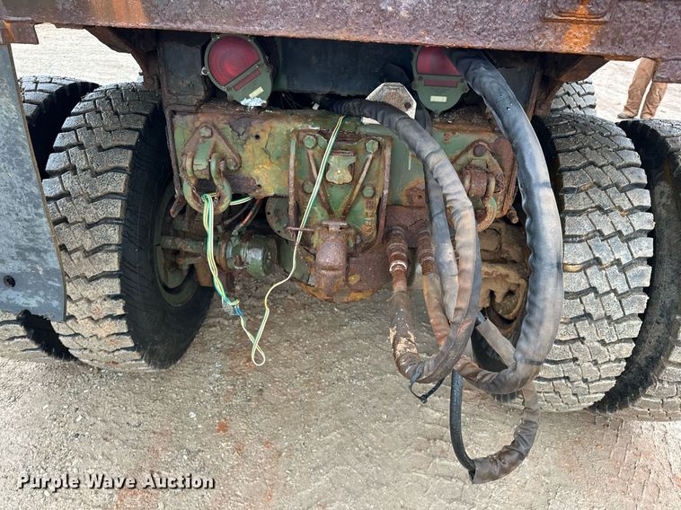 image for item ER4884 1985 AM General M929 6X6 dump truck