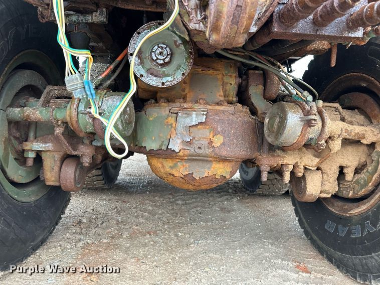 image for item ER4884 1985 AM General M929 6X6 dump truck