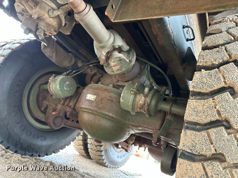 image for item ER4884 1985 AM General M929 6X6 dump truck