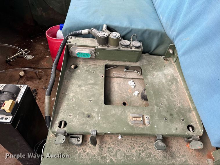 image for item ER4884 1985 AM General M929 6X6 dump truck