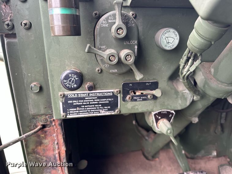 image for item ER4884 1985 AM General M929 6X6 dump truck