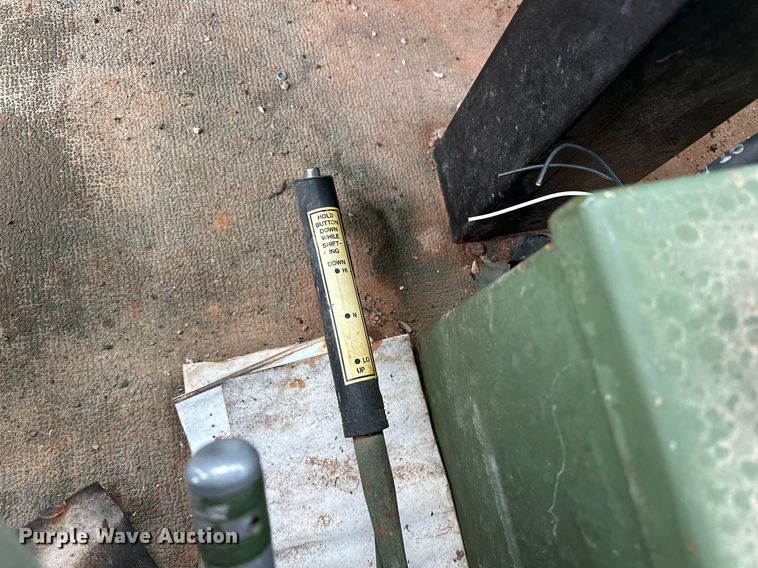 image for item ER4884 1985 AM General M929 6X6 dump truck