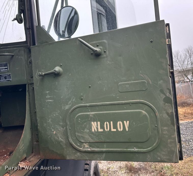 image for item ER4884 1985 AM General M929 6X6 dump truck