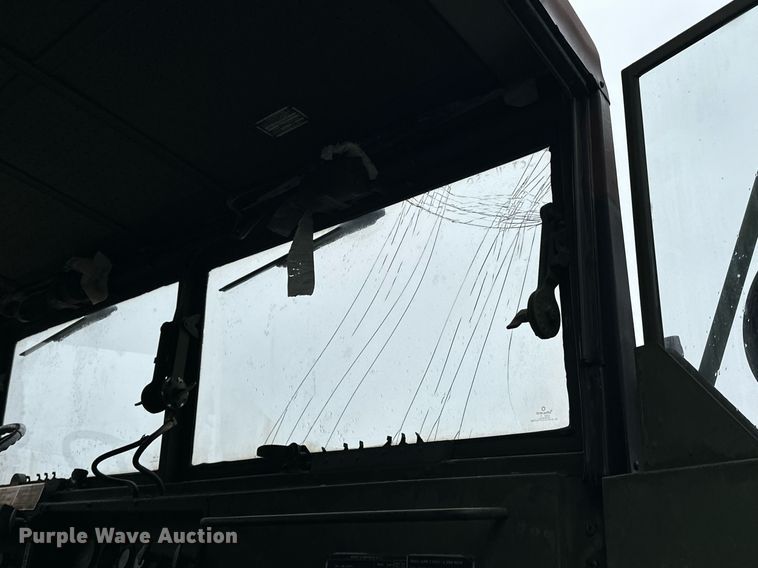 image for item ER4884 1985 AM General M929 6X6 dump truck