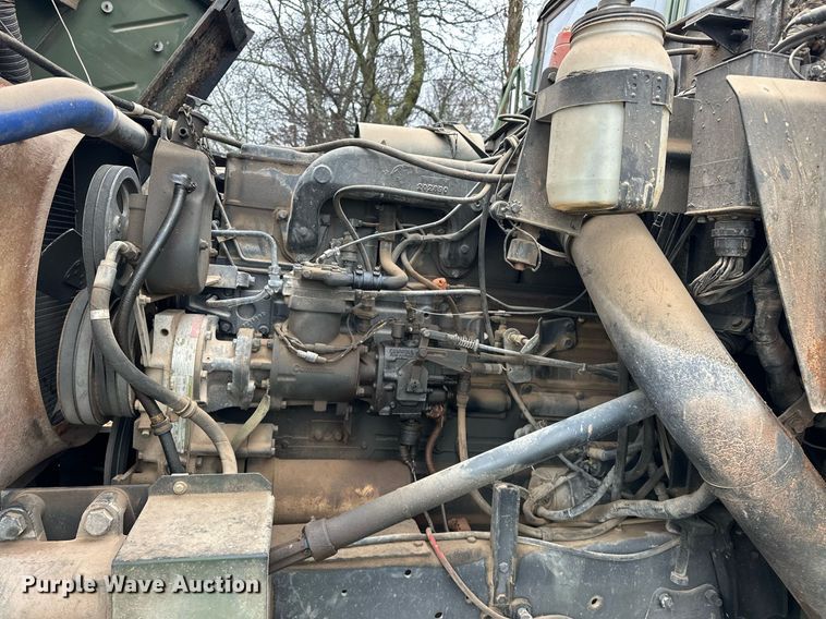 image for item ER4884 1985 AM General M929 6X6 dump truck