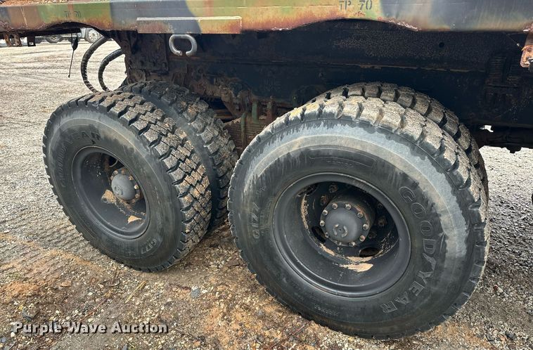 image for item ER4884 1985 AM General M929 6X6 dump truck