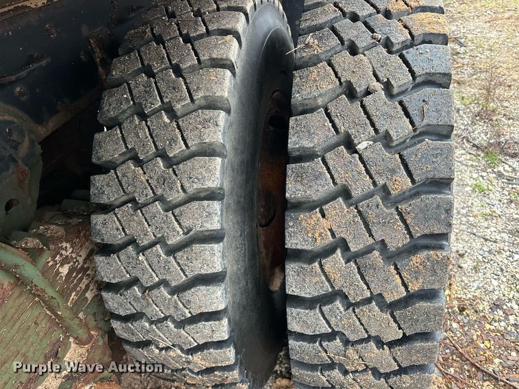 image for item ER4884 1985 AM General M929 6X6 dump truck