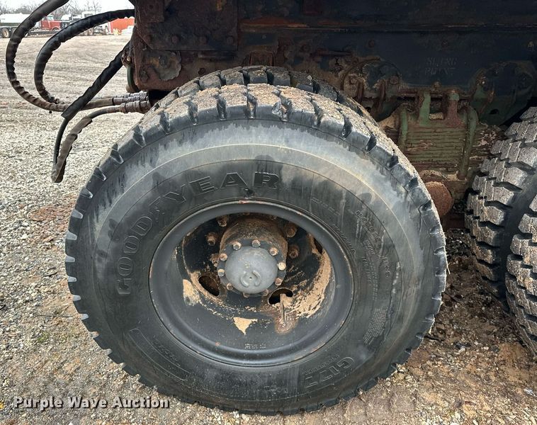 image for item ER4884 1985 AM General M929 6X6 dump truck