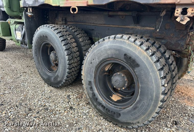 image for item ER4884 1985 AM General M929 6X6 dump truck