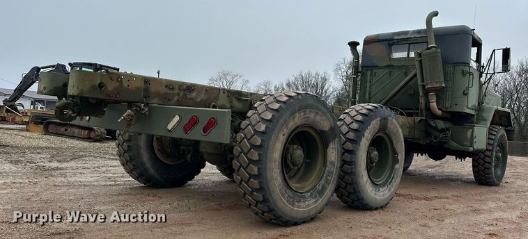 image for item ER4885 1986 AM General M944A1 6X6 truck cab and chassis