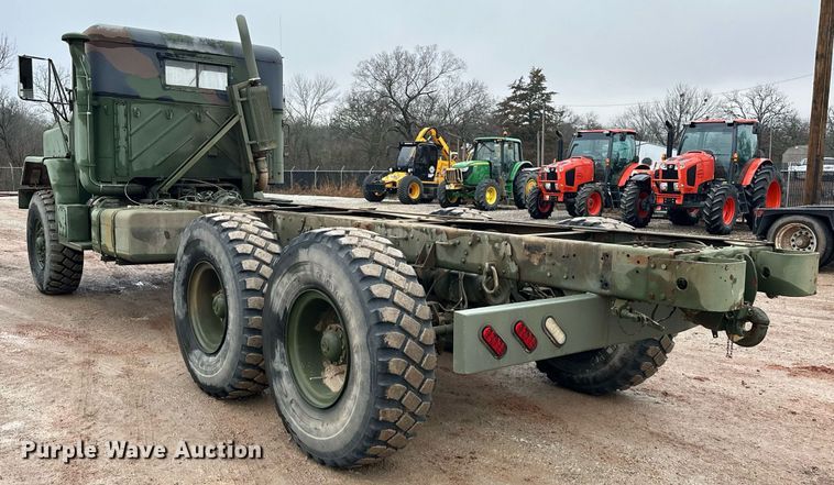 image for item ER4885 1986 AM General M944A1 6X6 truck cab and chassis