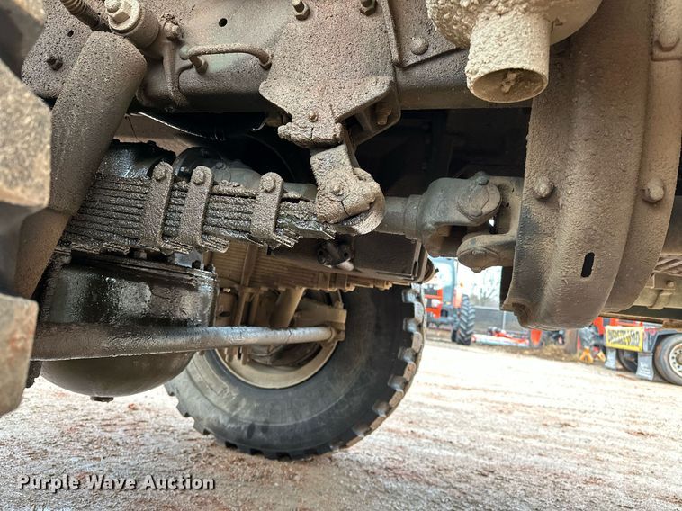 image for item ER4885 1986 AM General M944A1 6X6 truck cab and chassis