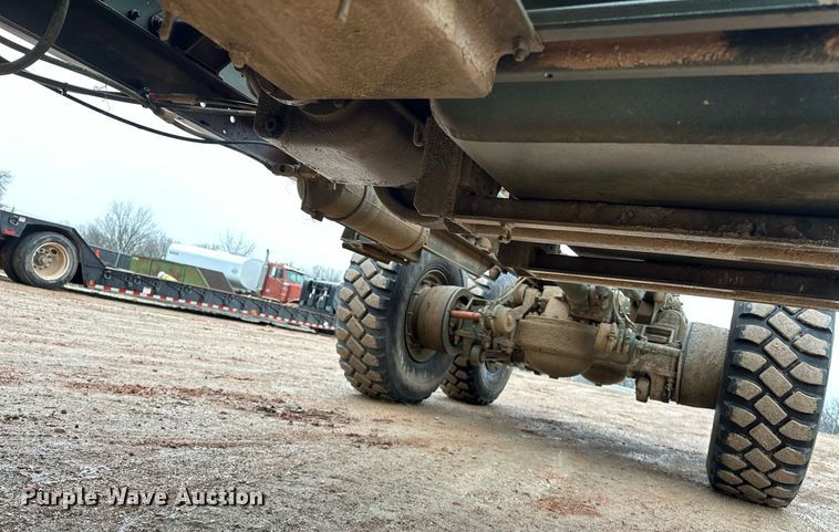 image for item ER4885 1986 AM General M944A1 6X6 truck cab and chassis