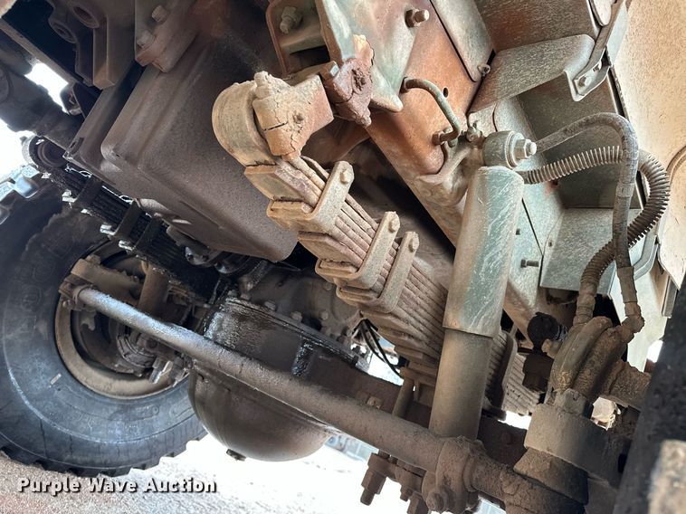 image for item ER4885 1986 AM General M944A1 6X6 truck cab and chassis