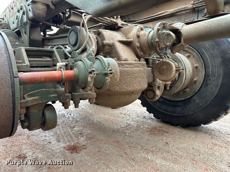 image for item ER4885 1986 AM General M944A1 6X6 truck cab and chassis