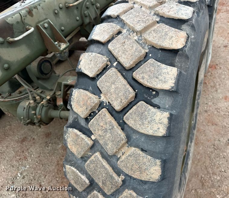 image for item ER4885 1986 AM General M944A1 6X6 truck cab and chassis