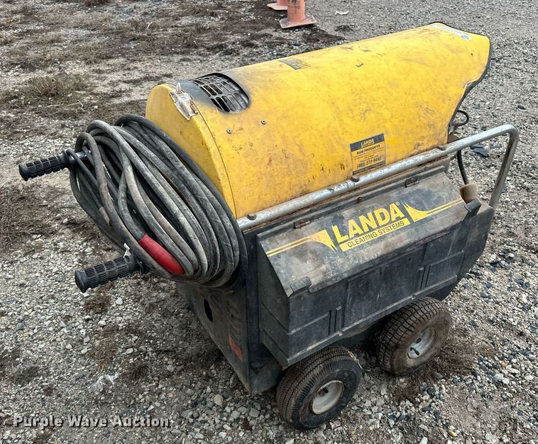 image for item ER4886 Landa Hot 2-1500D hot pressure washer