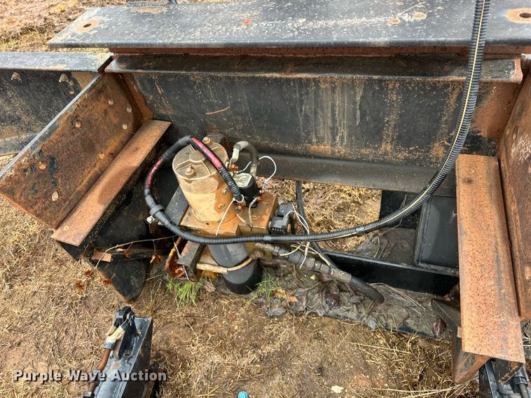 image for item ER4889 11' W snow plow