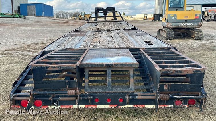 image for item ER4896 2011 May Trailer equipment trailer