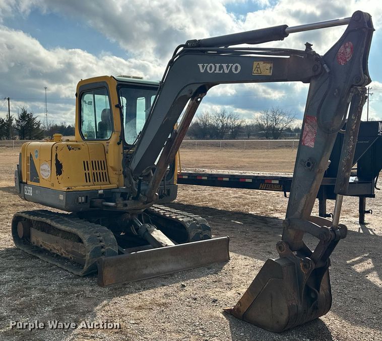 image for item ER4897 2004 Volvo EC55B mini excavator