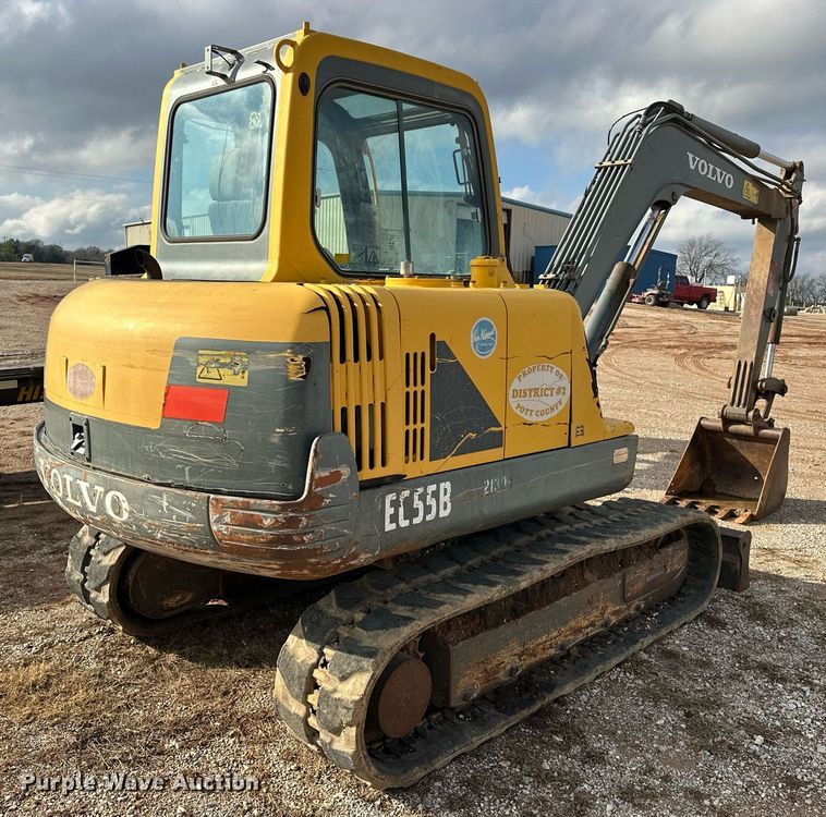 image for item ER4897 2004 Volvo EC55B mini excavator