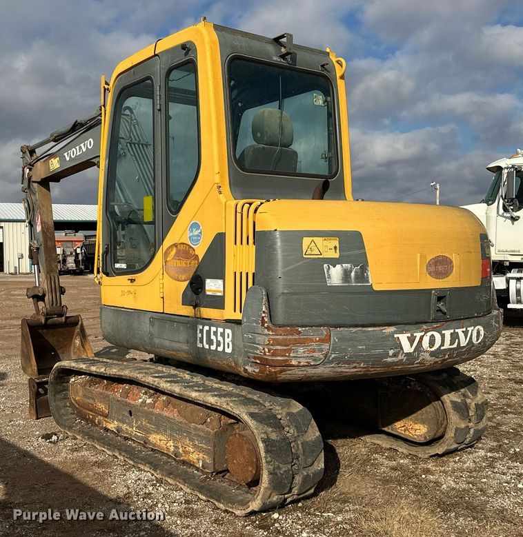 image for item ER4897 2004 Volvo EC55B mini excavator