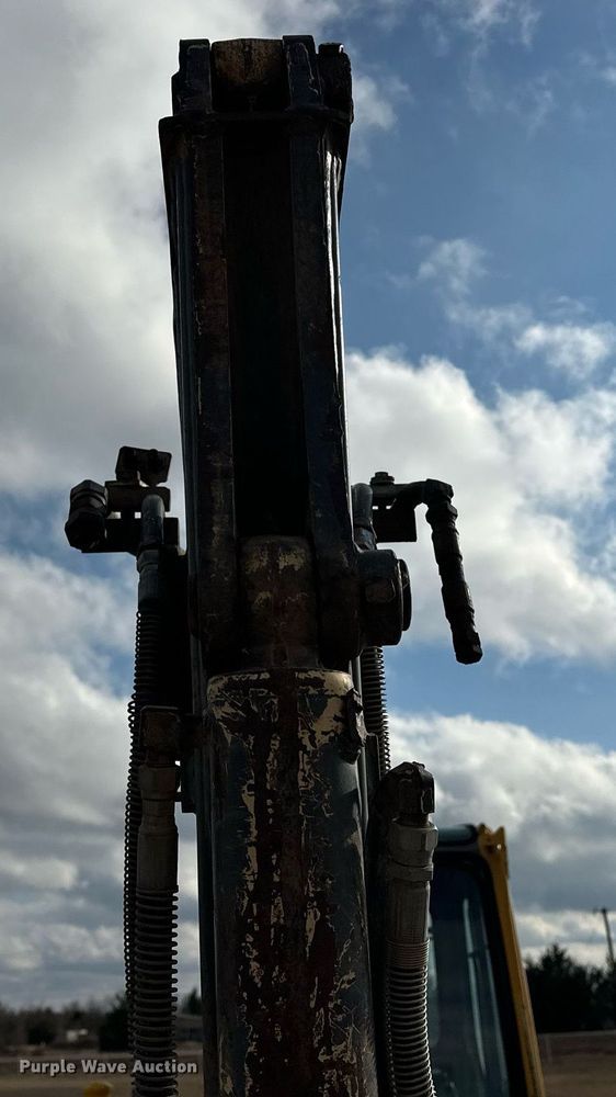 image for item ER4897 2004 Volvo EC55B mini excavator