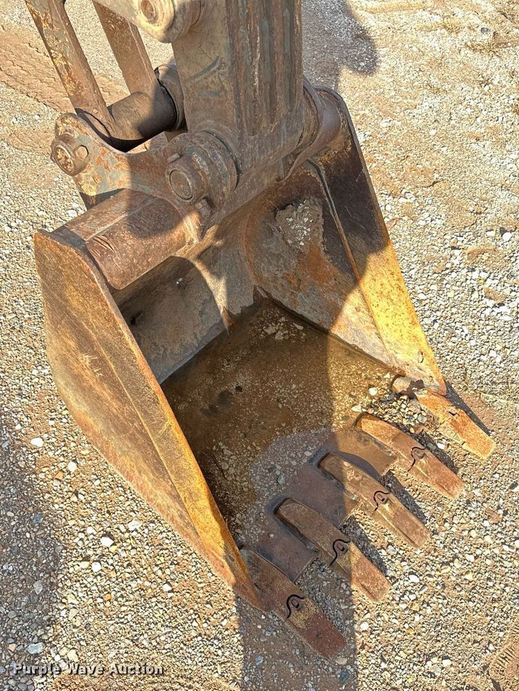 image for item ER4897 2004 Volvo EC55B mini excavator