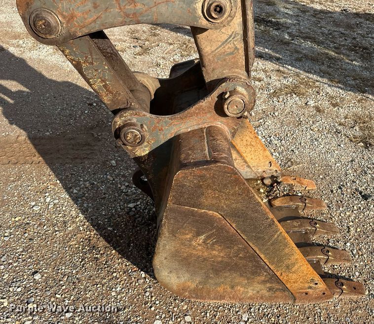 image for item ER4897 2004 Volvo EC55B mini excavator