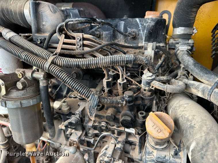 image for item ER4897 2004 Volvo EC55B mini excavator